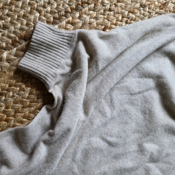 Uniqlo | Women's 100% Cashmere Poncho Sweater S - Picture 4 of 8